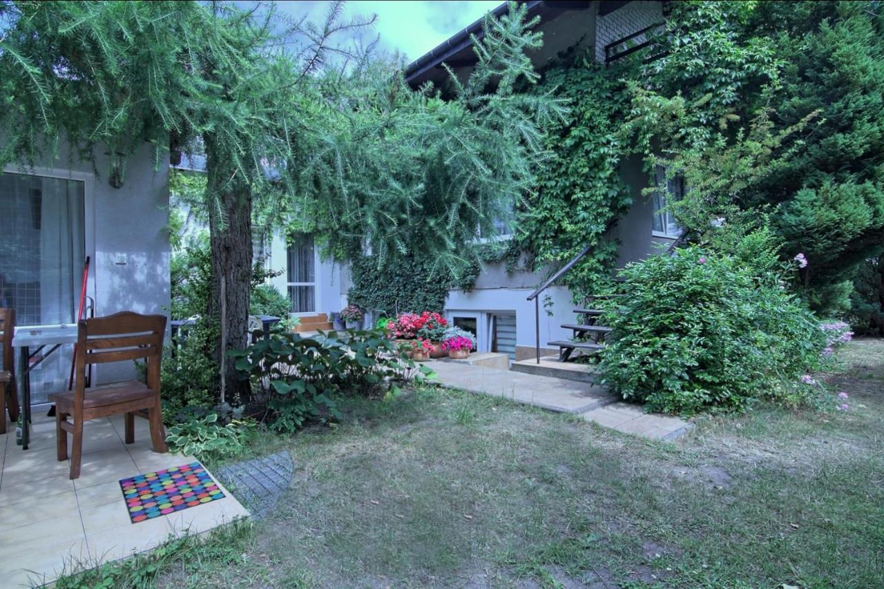 Pokoje I Apartamenty Przy Sosnowej Poddąbie Exterior foto