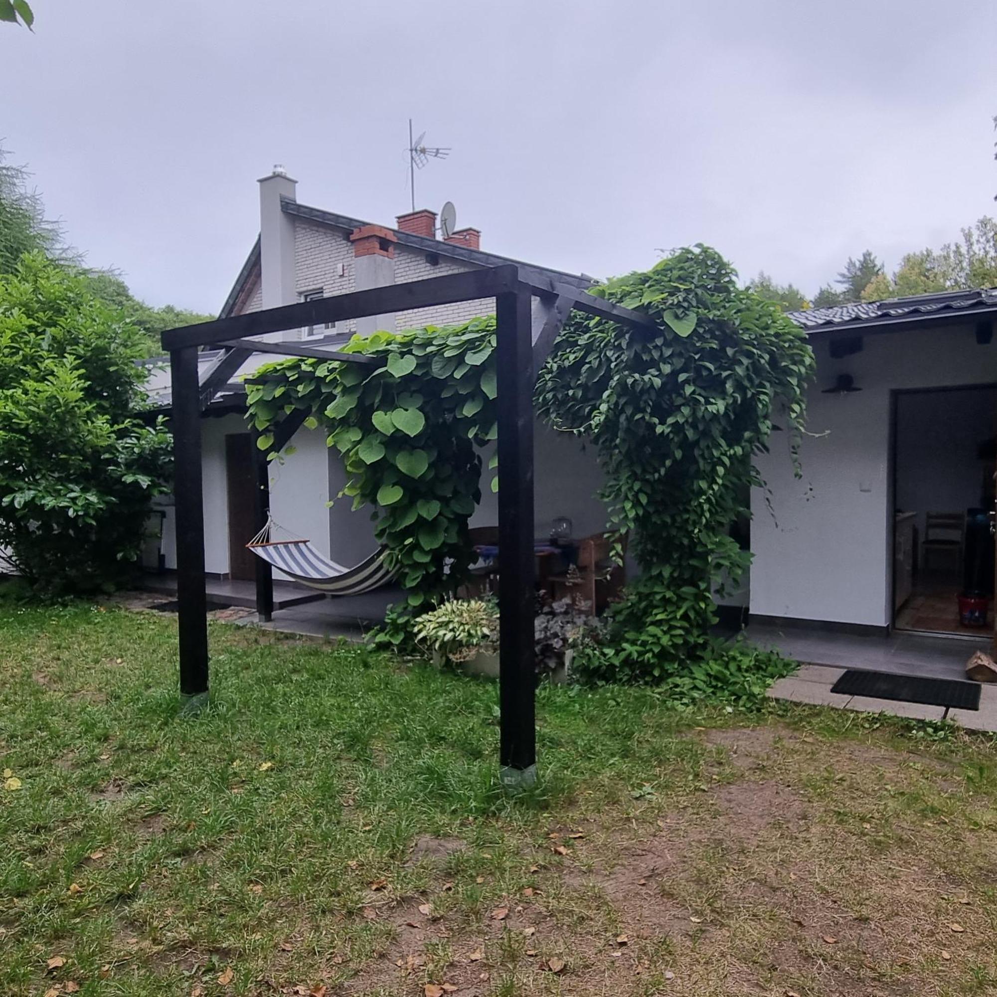 Pokoje I Apartamenty Przy Sosnowej Poddąbie Exterior foto